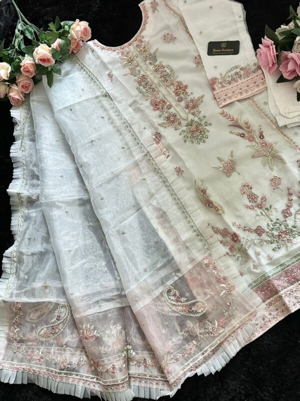 ZIAAZ DESIGNS NOORIE CODE 164 WHITE ORGANZA EMBROIDERY BEAUTIFUL PAKISTANI OUTFIT
