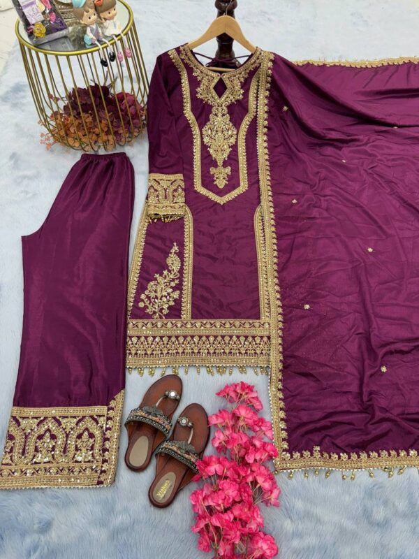 CHINNON READYMADE PAKISTANI DRESS MANUFACTURER SURAT