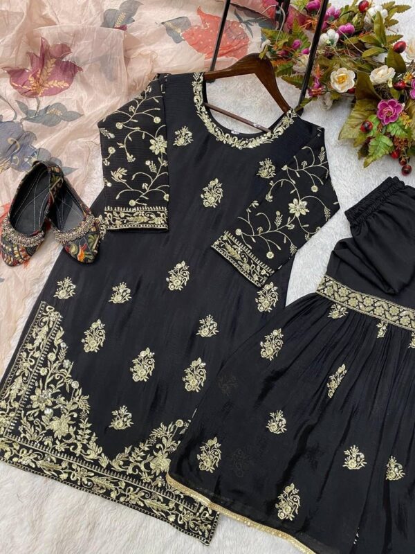 CHINNON PARTYWEAR READYMADE DRESSES MANUFACTURER SURAT